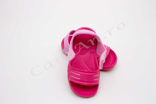 sandale roz din spuma