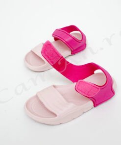 sandale roz usoare